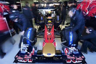 Illustration for article titled Gallery: 2010 Formula One Winter Testing